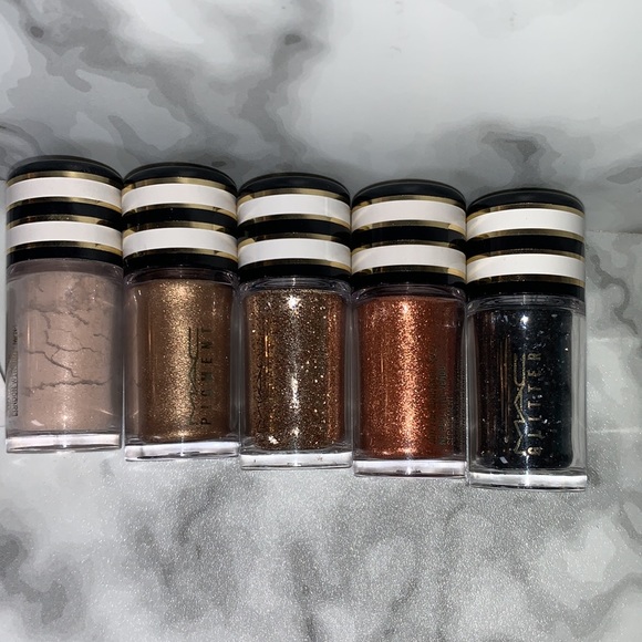 Nocturnals Black & Gold Set MAC PIGMENT & GLITTER SET - Picture 2 of 15